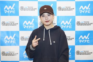 ダンサー AYUNA
