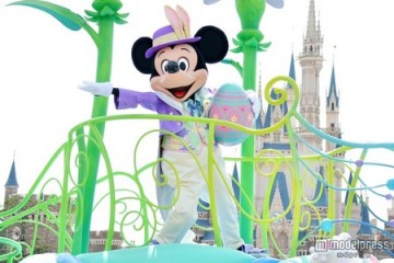 ダンサー ディズニーランド 2年ぶり新パレード “うさ耳”ミッキーお披露目